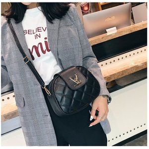 Black Ringbone crossbody bag